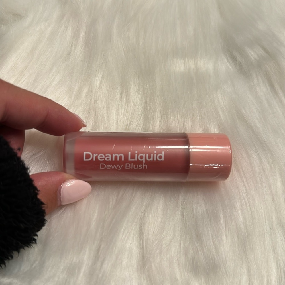MCoBeauty Dream Liquid Dewy Blush True Pink